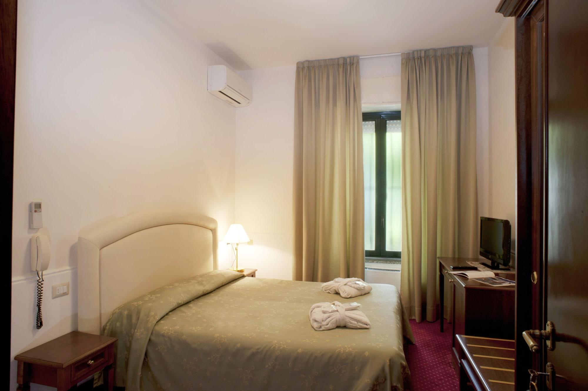 Milano Helvetia - In Centro Con Piscina Hotel Riccione